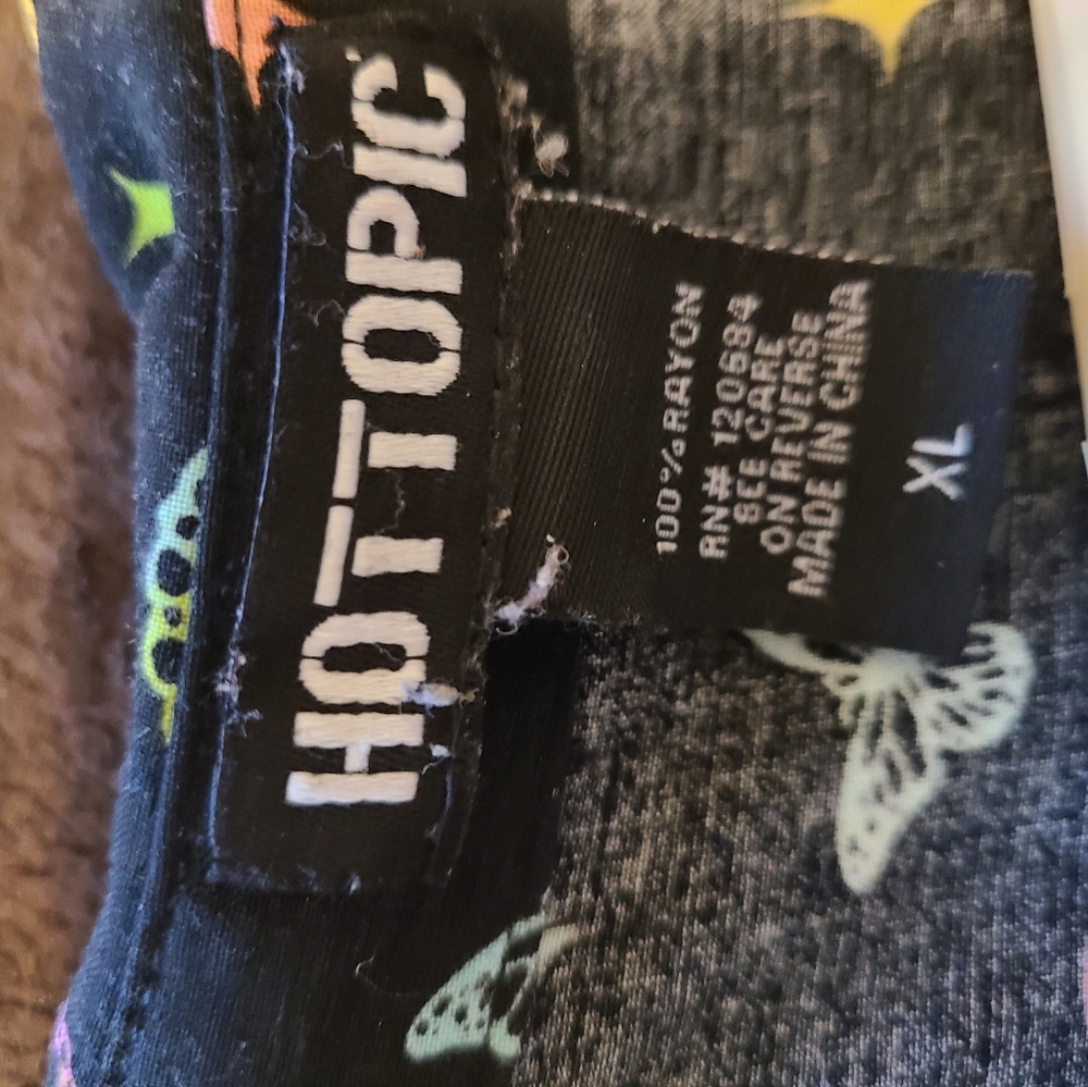 Hot Topic button front butterfly shirt, crop, size XL - Picture 6 of 9